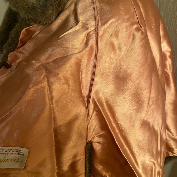 Sears Fashions 1960’s Faux Fur Cloak - Picture 10 of 15